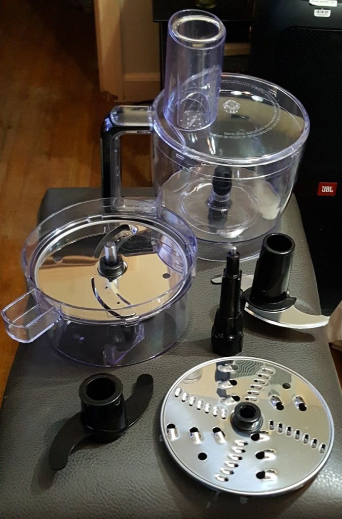 What Are The Parts Of A Food Processor