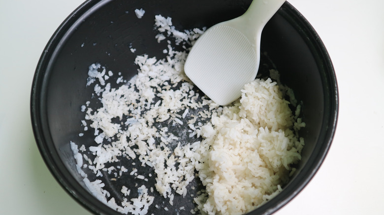 How To Prevent Rice From Sticking In The Rice Cooker